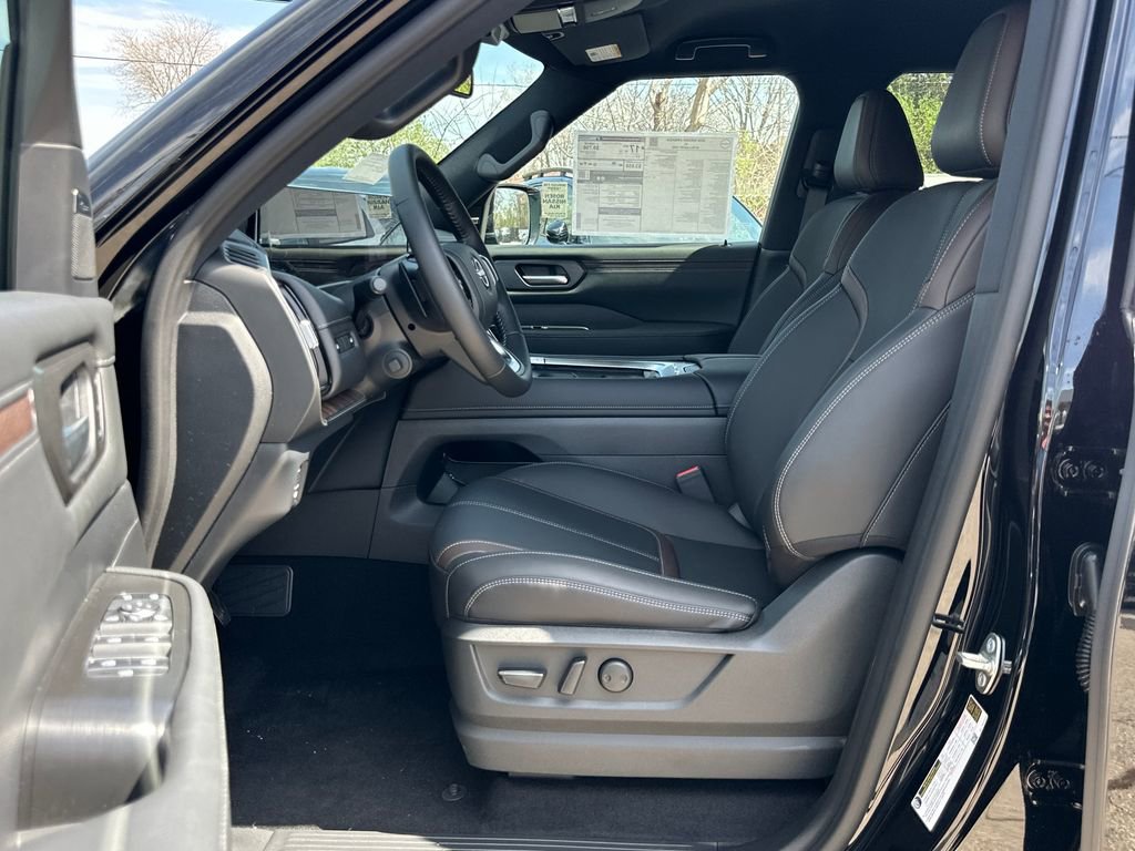 New 2026 Nissan Armada SL w/ Captain's Chari Seat Package image 9