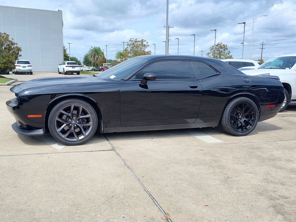 Used 2021 Dodge Challenger R/T w/ Blacktop Package RWD image 3