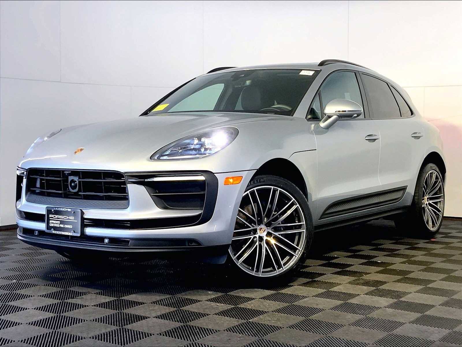 Certified 2026 Porsche Macan AWD/4WD video 1