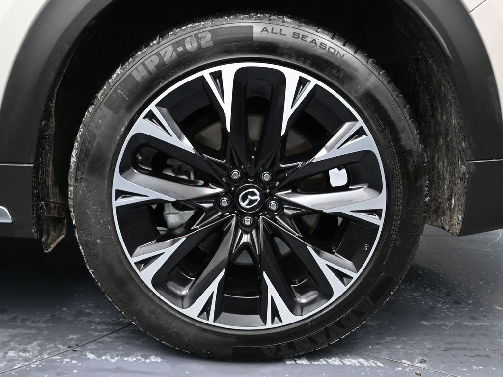 Used 2024 MAZDA CX-90 Plug-In Hybrid w/ Premium Plus image 13