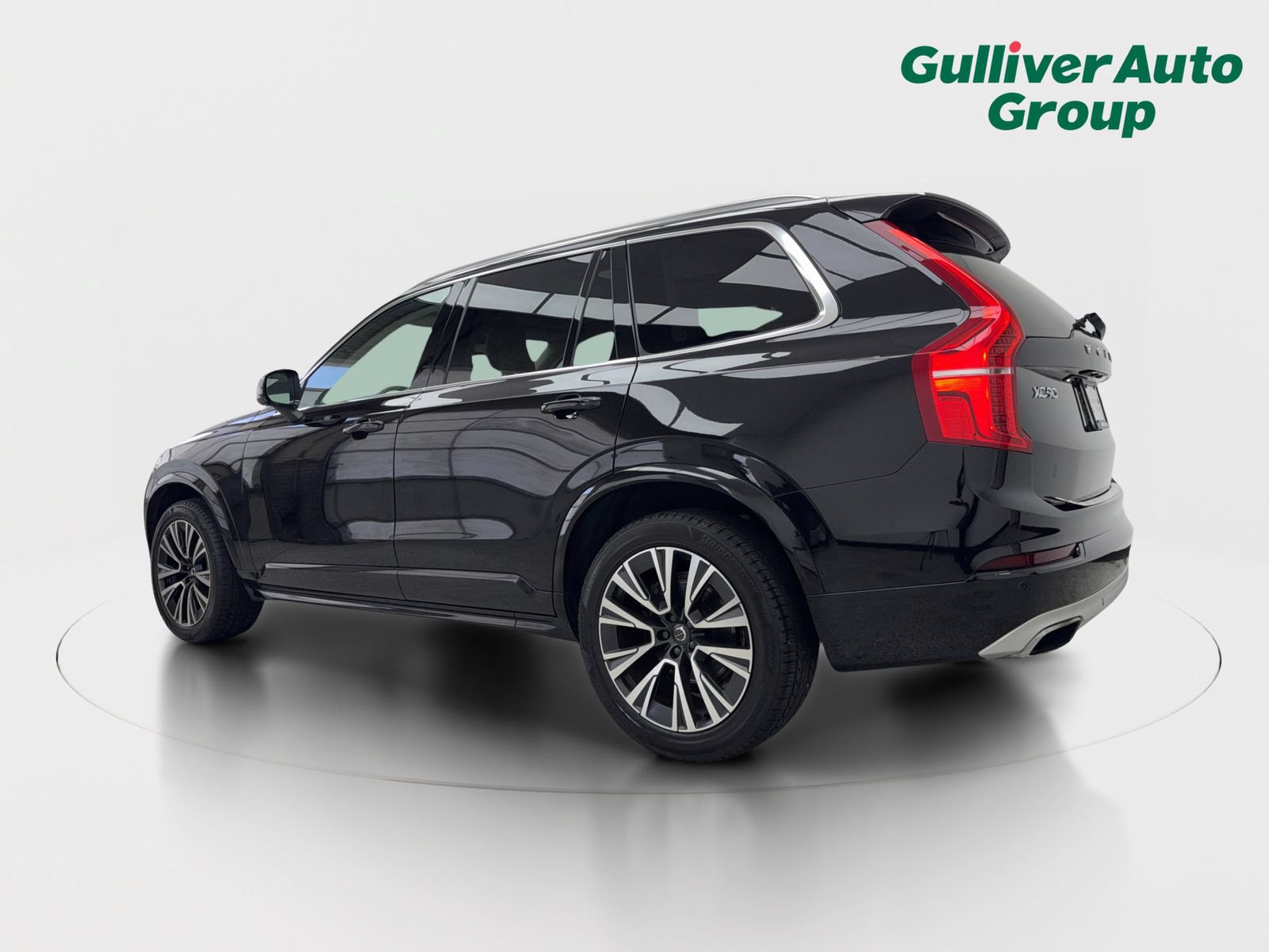 Used 2020 Volvo XC90 T5 Momentum w/ Protection Package Premier FWD image 4
