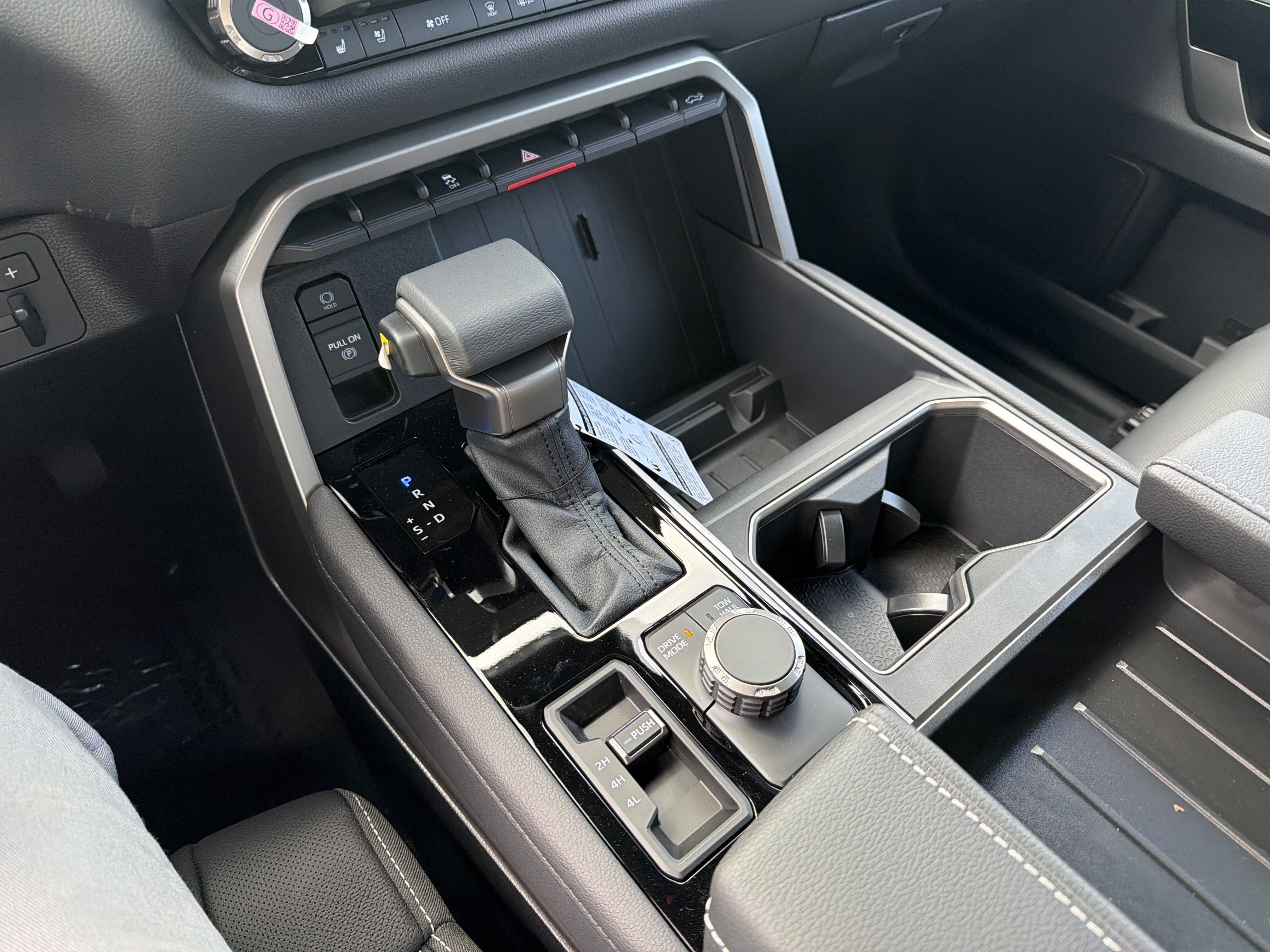 New 2026 Toyota Tundra Limited AWD/4WD image 25