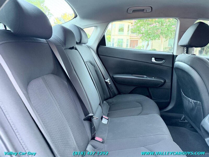 Used 2016 Kia Optima LX FWD image 17