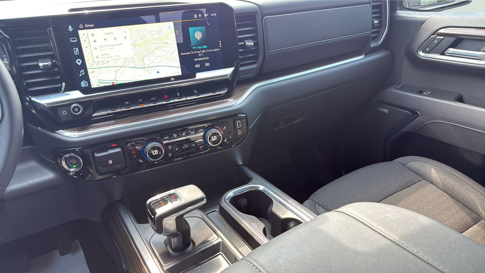 Used 2026 Chevrolet Silverado 1500 LT Trail Boss w/ Convenience Package II AWD/4WD image 20