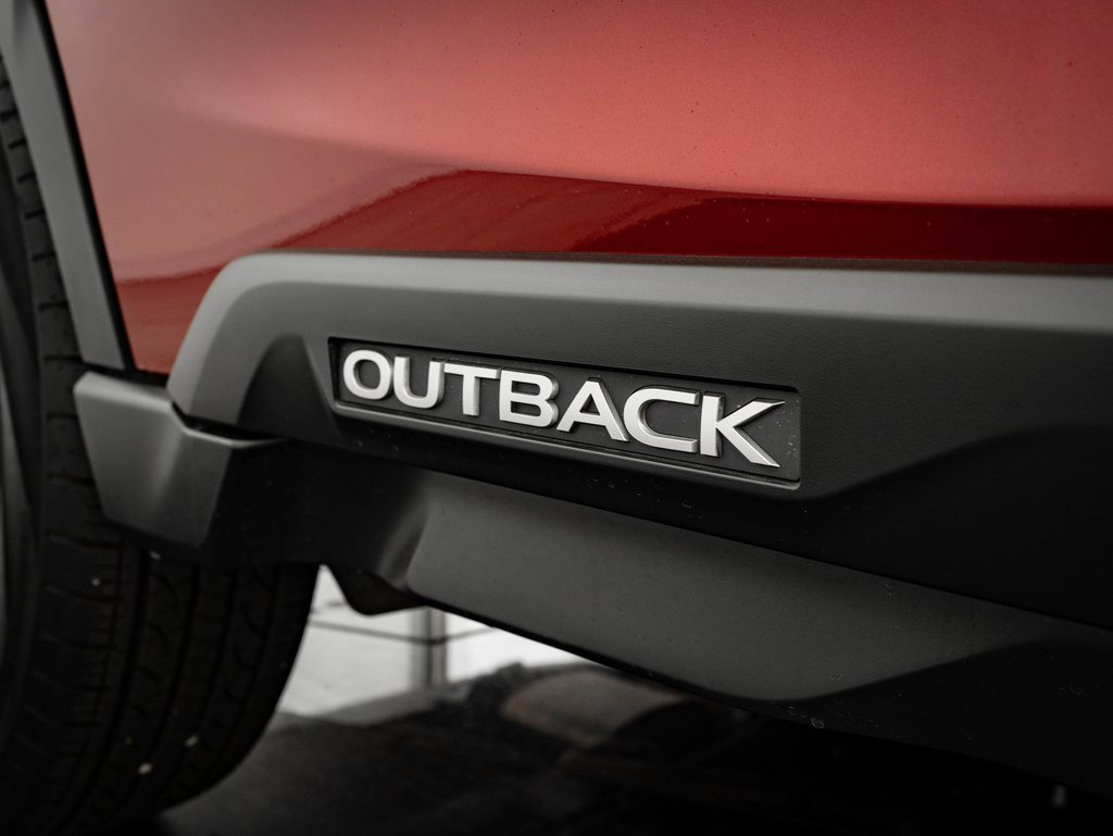 Used 2025 Subaru Outback Touring w/ Popular Package #2 image 16