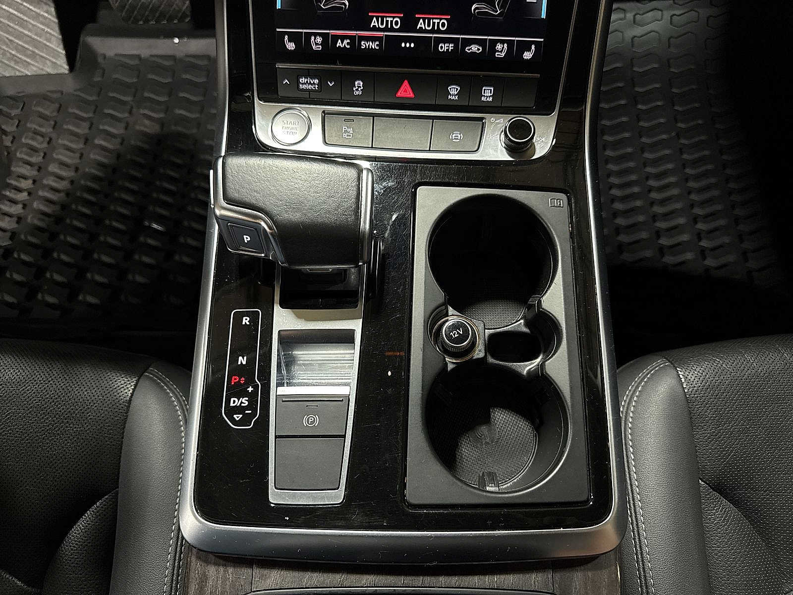 Used 2020 Audi Q8 Premium Plus w/ Premium Plus Package AWD/4WD image 35