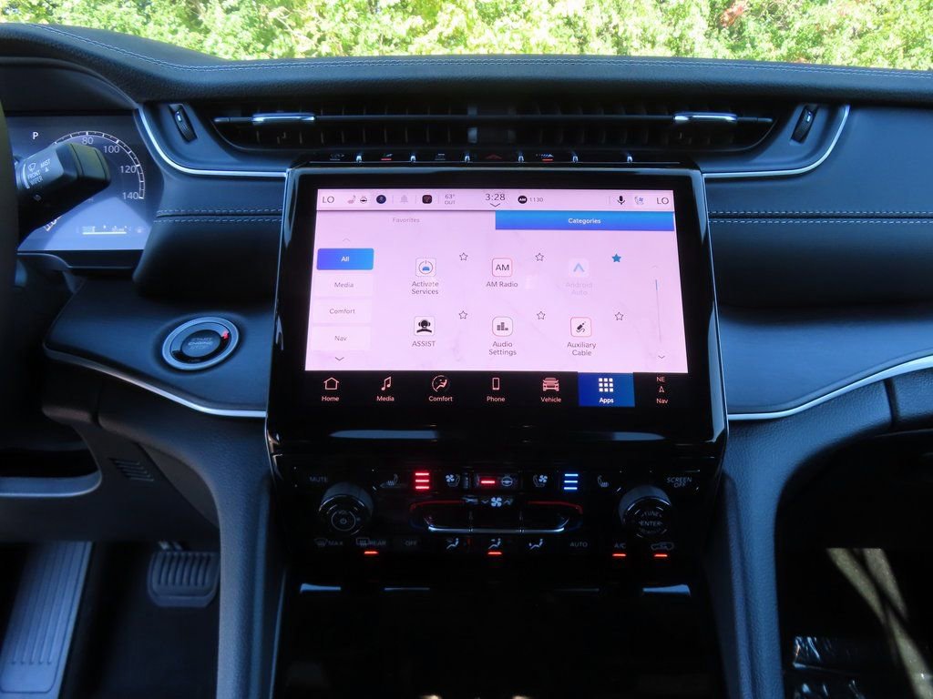 New 2025 Jeep Grand Cherokee Limited w/ Luxury Tech Group II image 5