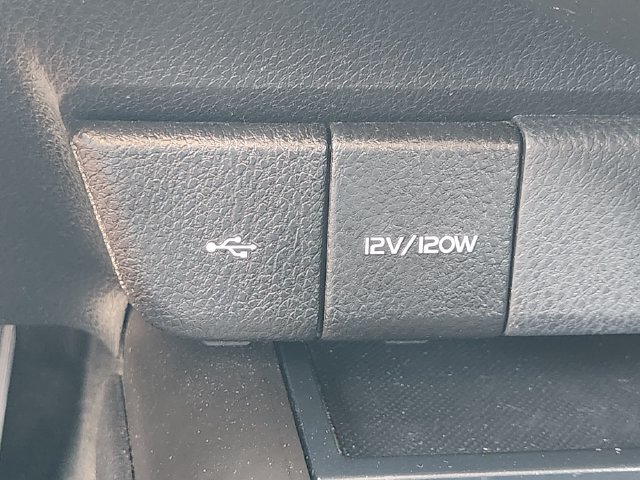 Used 2023 Toyota Camry SE FWD image 15