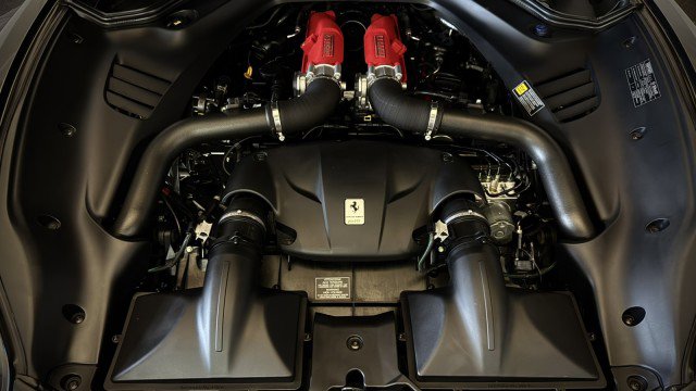 Used 2015 Ferrari California T image 51