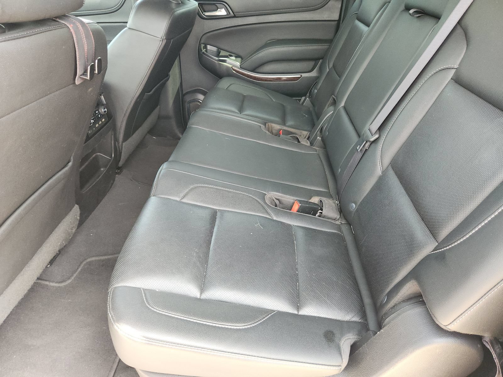 Used 2019 GMC Yukon XL SLT w/ Open Road Package AWD/4WD image 34