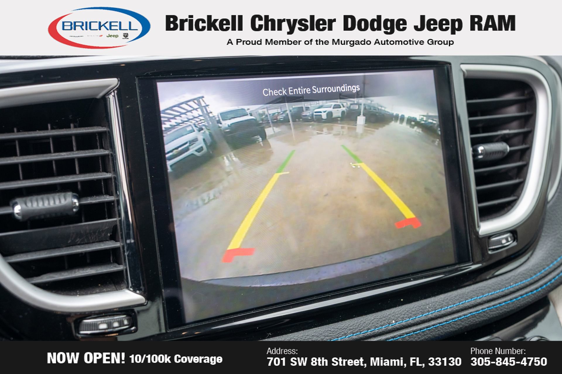 Used 2021 Chrysler Pacifica Touring image 29