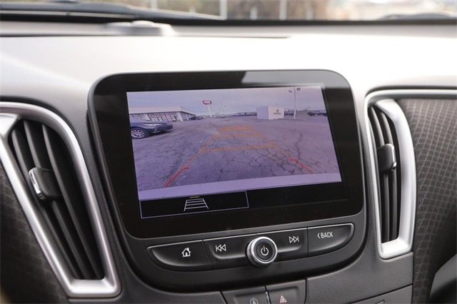 Used 2024 Chevrolet Malibu LT image 17