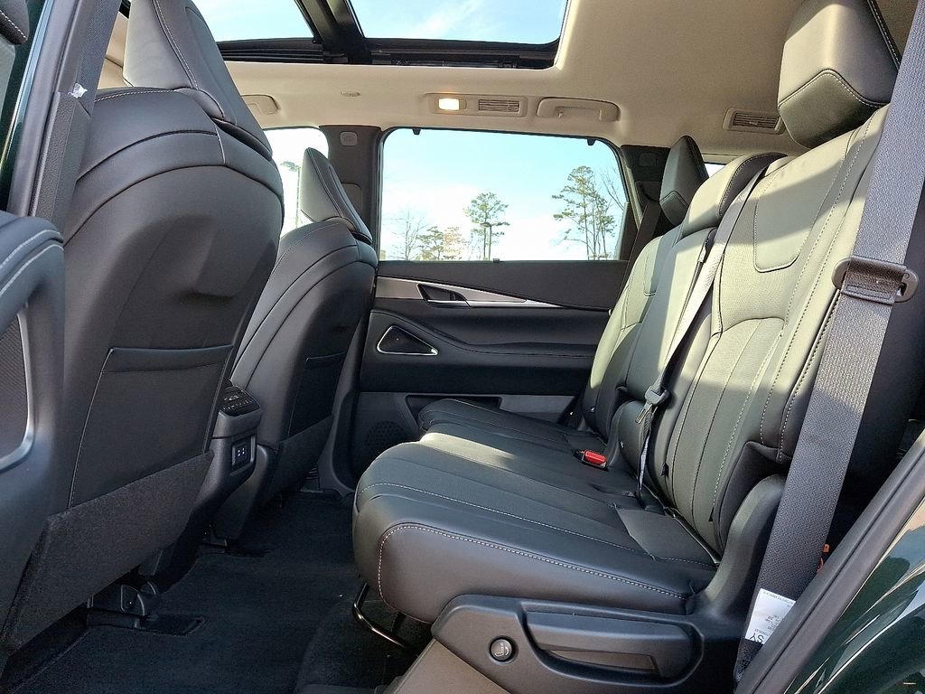 New 2026 INFINITI QX60 Luxe image 6