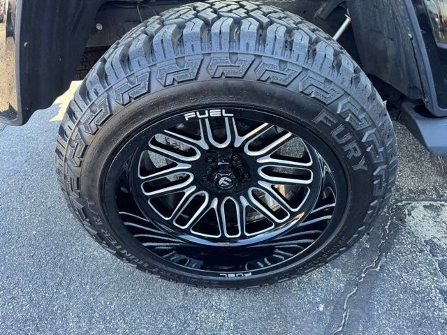 Used 2023 Jeep Gladiator Overland image 9