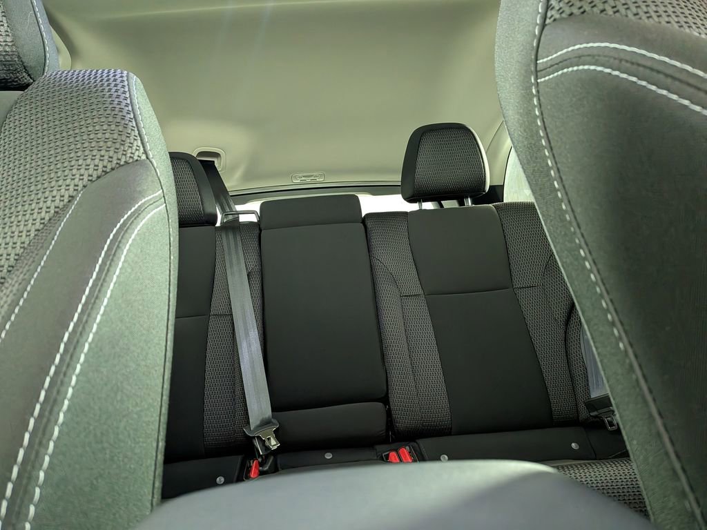 Used 2025 Subaru Outback Premium image 29