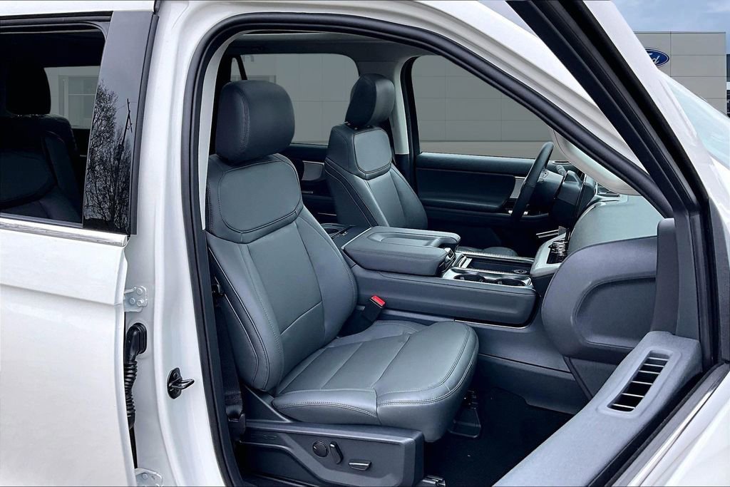 New 2026 Ford Expedition Max Active image 12