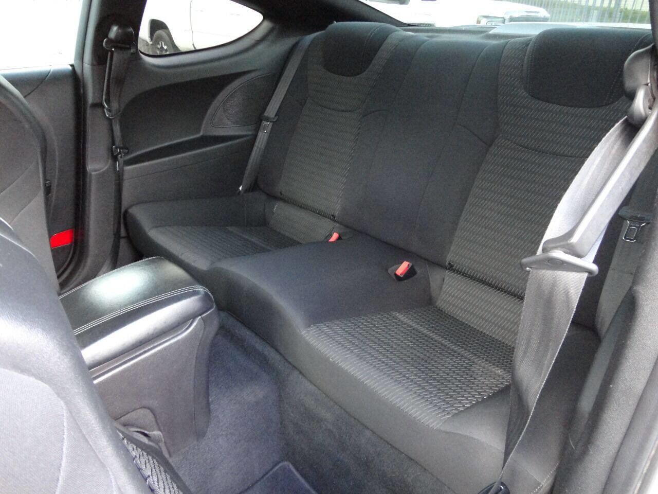 Used 2016 Hyundai Genesis 3.8 image 20