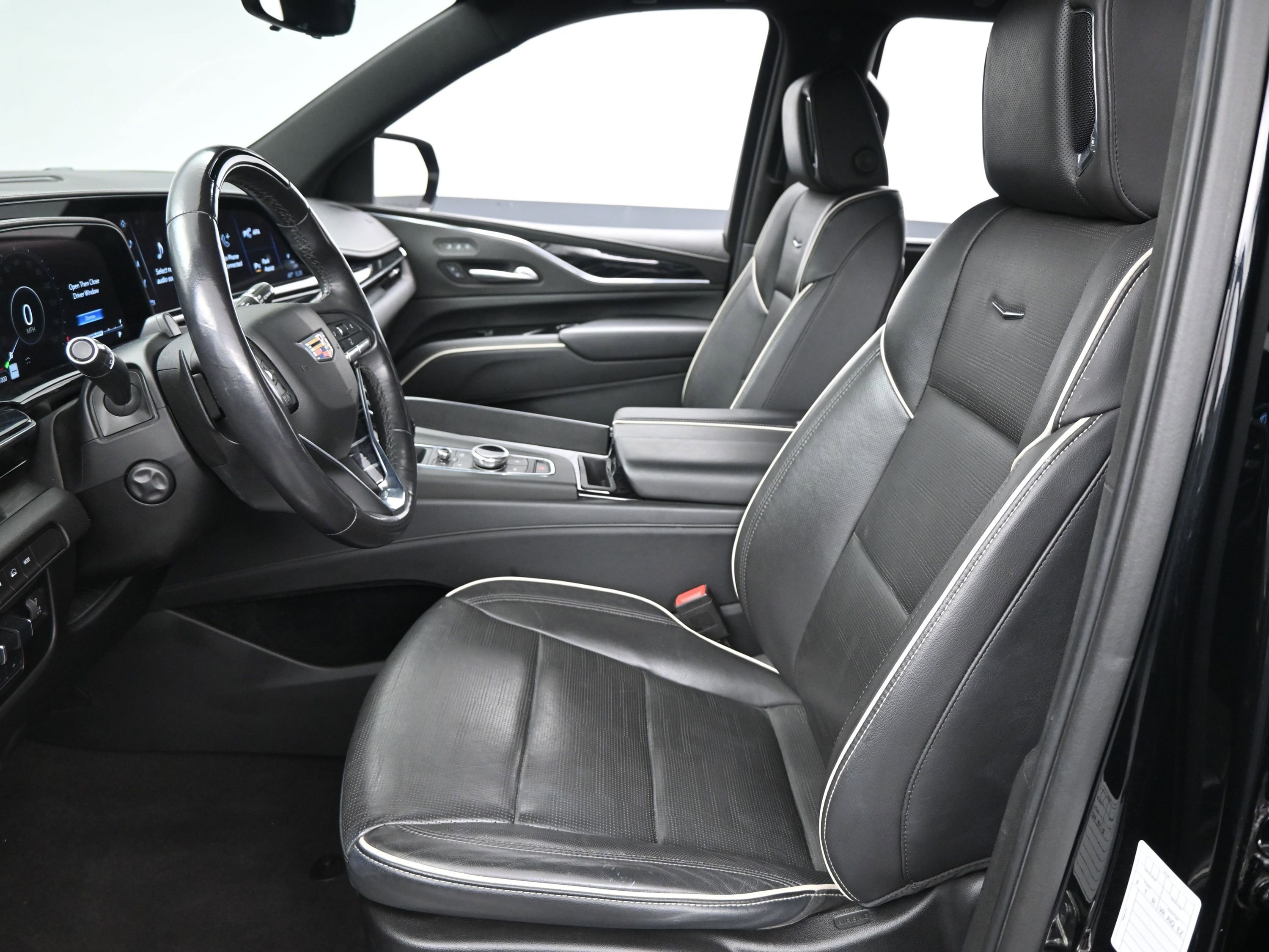 Used 2023 Cadillac Escalade ESV Sport image 4