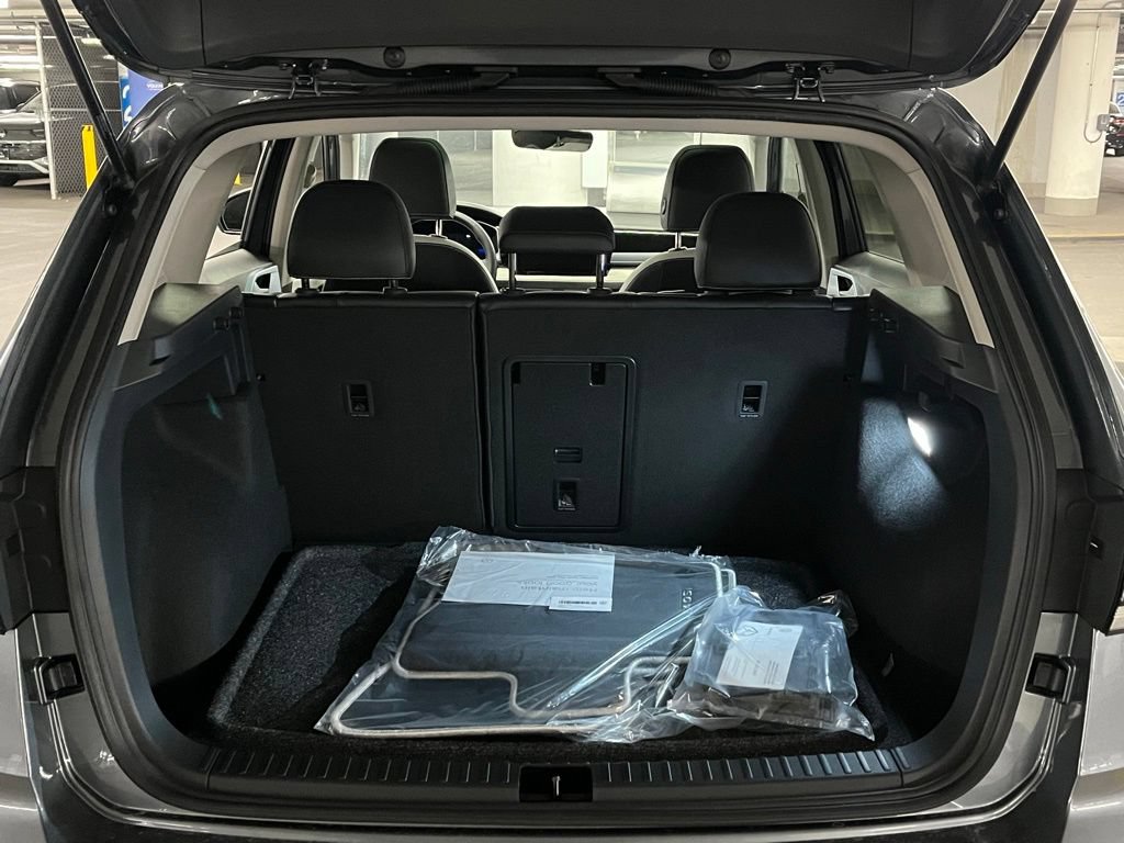New 2026 Volkswagen Taos SE AWD/4WD image 36