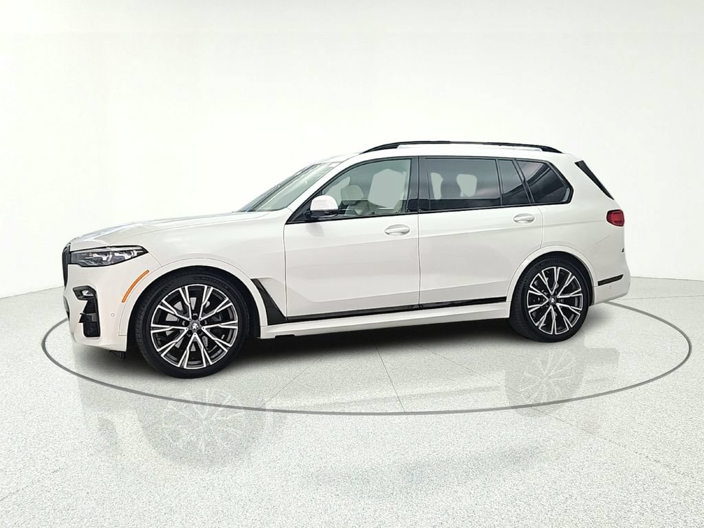 Used 2021 BMW X7 M50i w/ Dynamic Handling Package AWD/4WD image 4