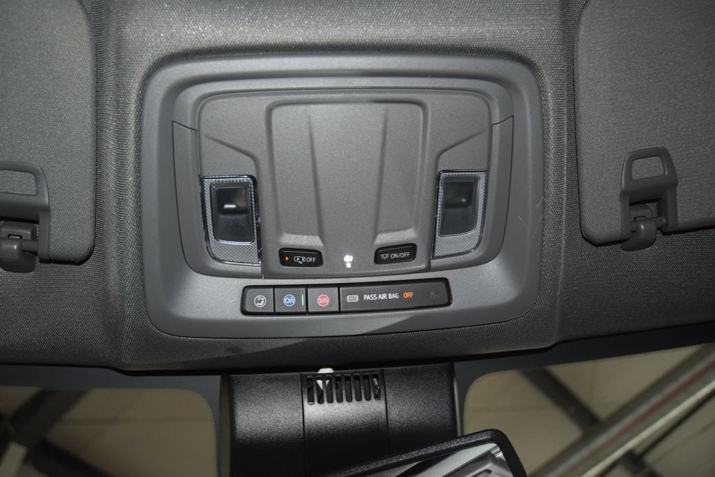 New 2026 Chevrolet Silverado 2500 Custom w/ Custom Value Package AWD/4WD image 50