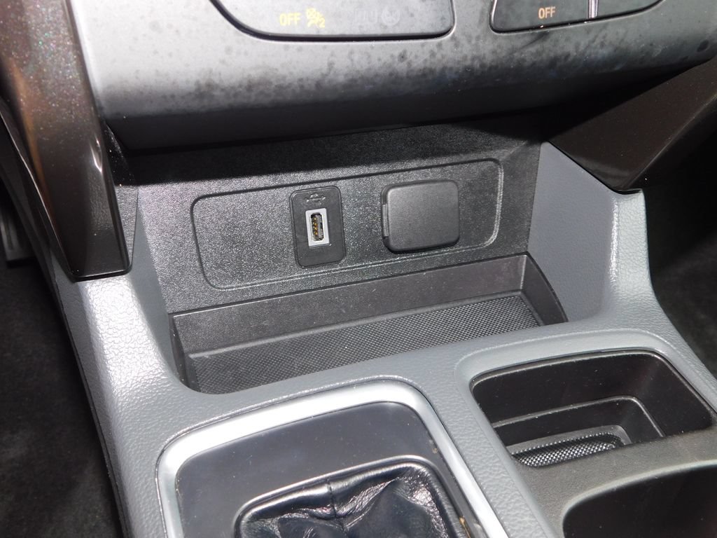 Used 2017 Ford Escape Titanium FWD image 38