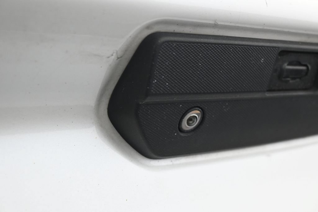 Used 2022 Chevrolet Silverado 1500 LTZ w/ Technology Package RWD image 39