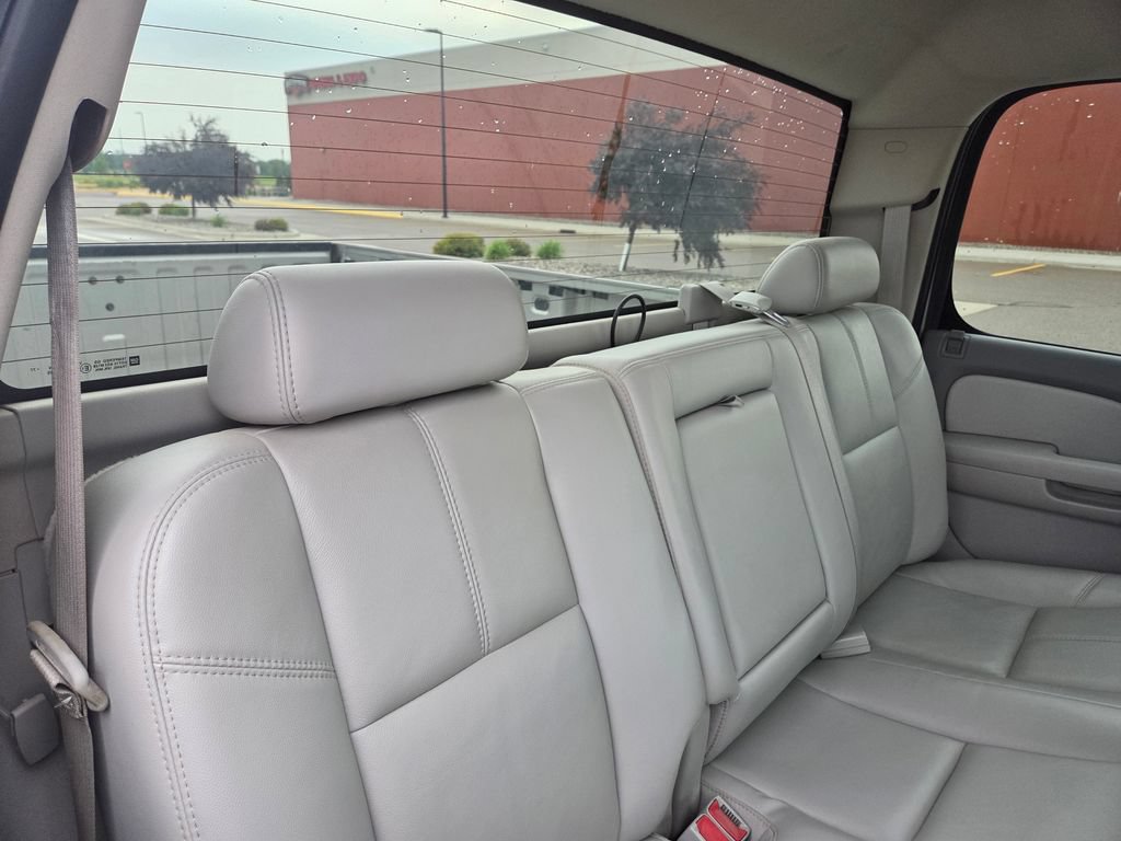 Used 2007 Chevrolet Silverado 1500 LTZ w/ Suspension Package, Off-Road" AWD/4WD image 40