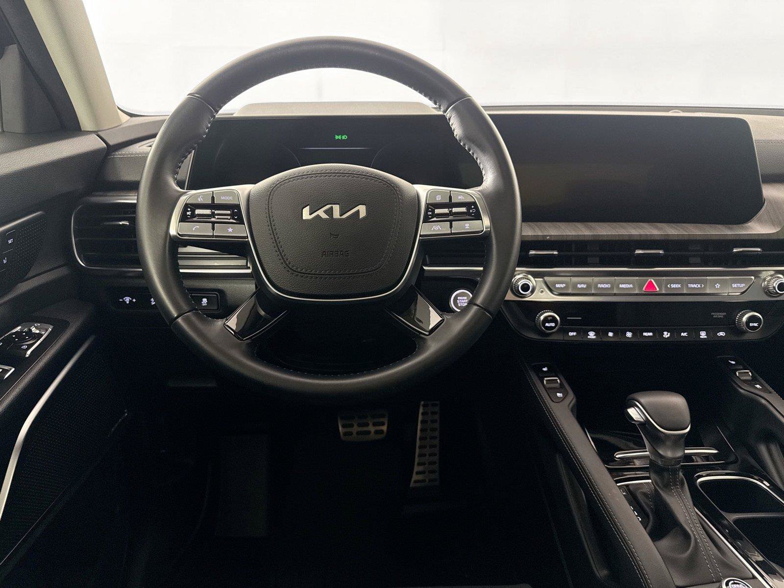Used 2023 Kia Telluride SX FWD image 32