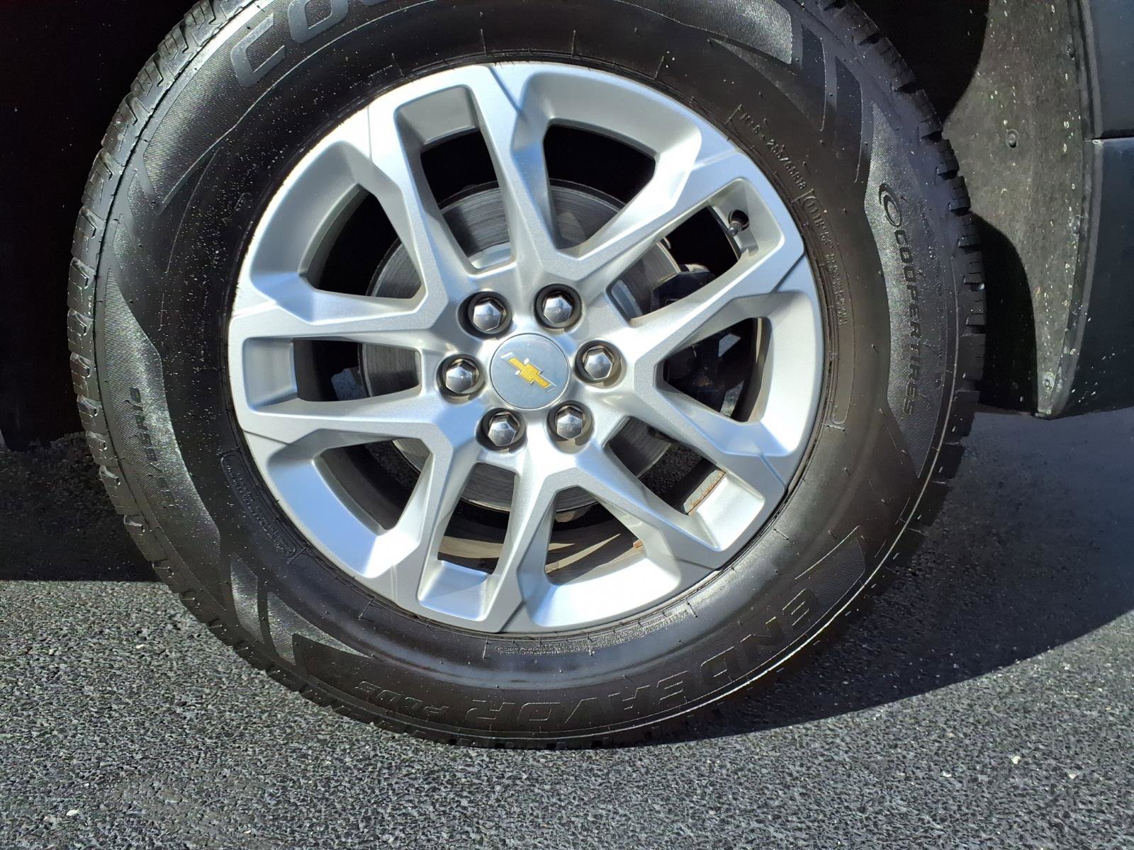Certified 2020 Chevrolet Traverse LT FWD image 39
