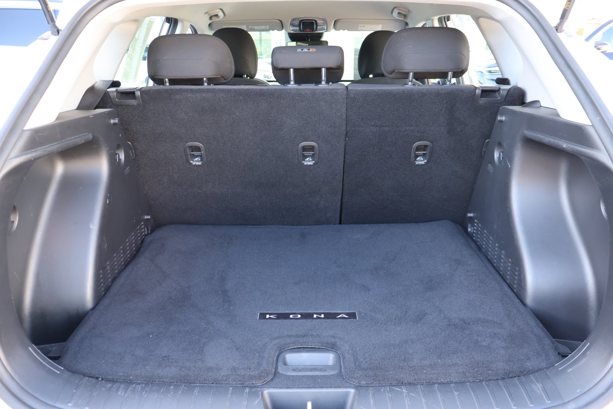 Used 2024 Hyundai Kona SE image 19