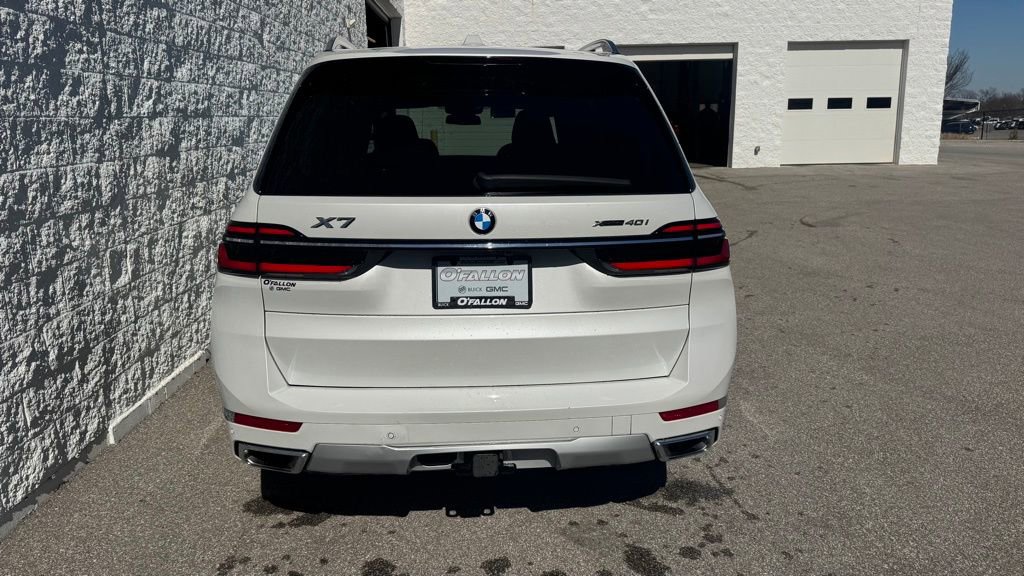 Used 2023 BMW X7 xDrive40i w/ Premium Package image 9