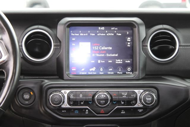 Used 2021 Volkswagen Atlas Cross Sport SE w/ Panoramic Sunroof Package AWD/4WD image 21