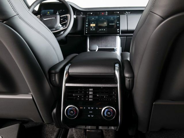 New 2025 Land Rover Range Rover SE AWD/4WD image 21