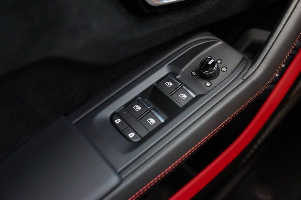 Used 2024 Lamborghini Urus Performante image 55