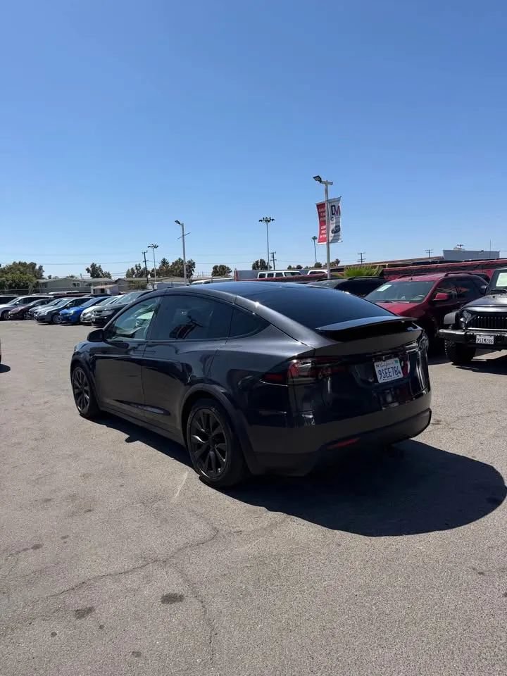 Used 2025 Tesla Model X AWD/4WD image 4