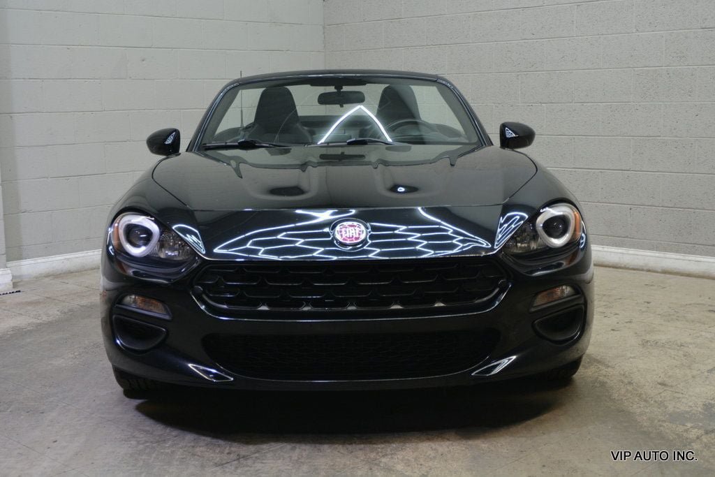 Used 2018 FIAT 124 Spider Classica w/ Technology & Siriusxm Group RWD image 15