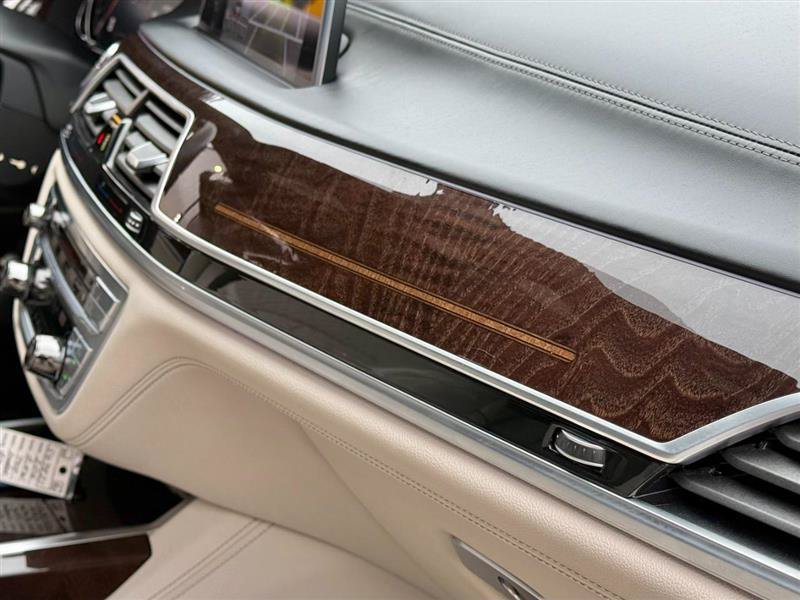 Used 2016 BMW 740i RWD image 35