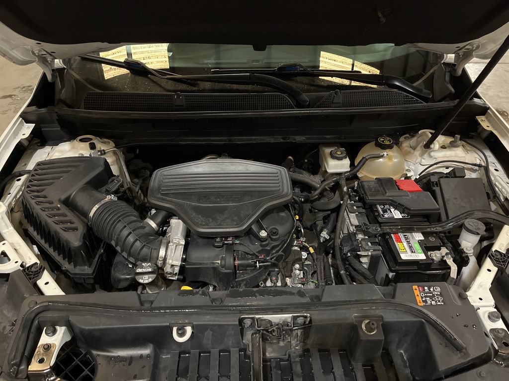 Used 2020 GMC Acadia SLT FWD image 15