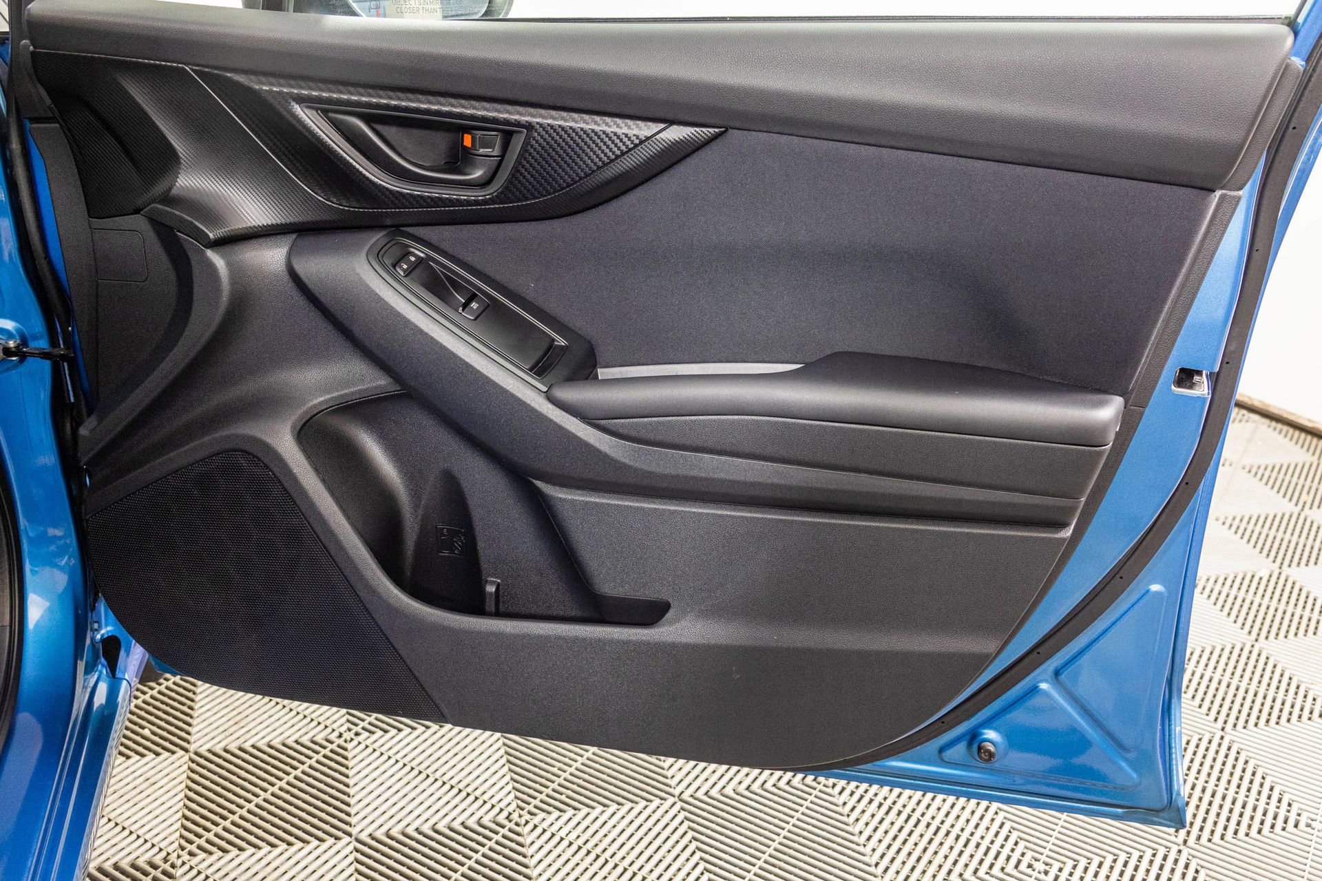 Used 2018 Subaru Impreza 2.0i Premium image 46