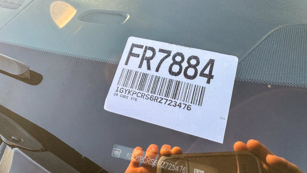 Used 2024 Cadillac XT6 Premium Luxury FWD image 32