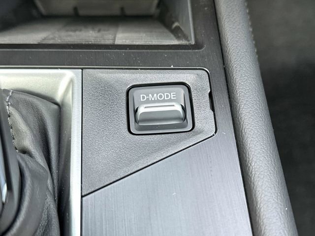 New 2025 Nissan Kicks SV w/ SV Premium Package AWD/4WD image 18
