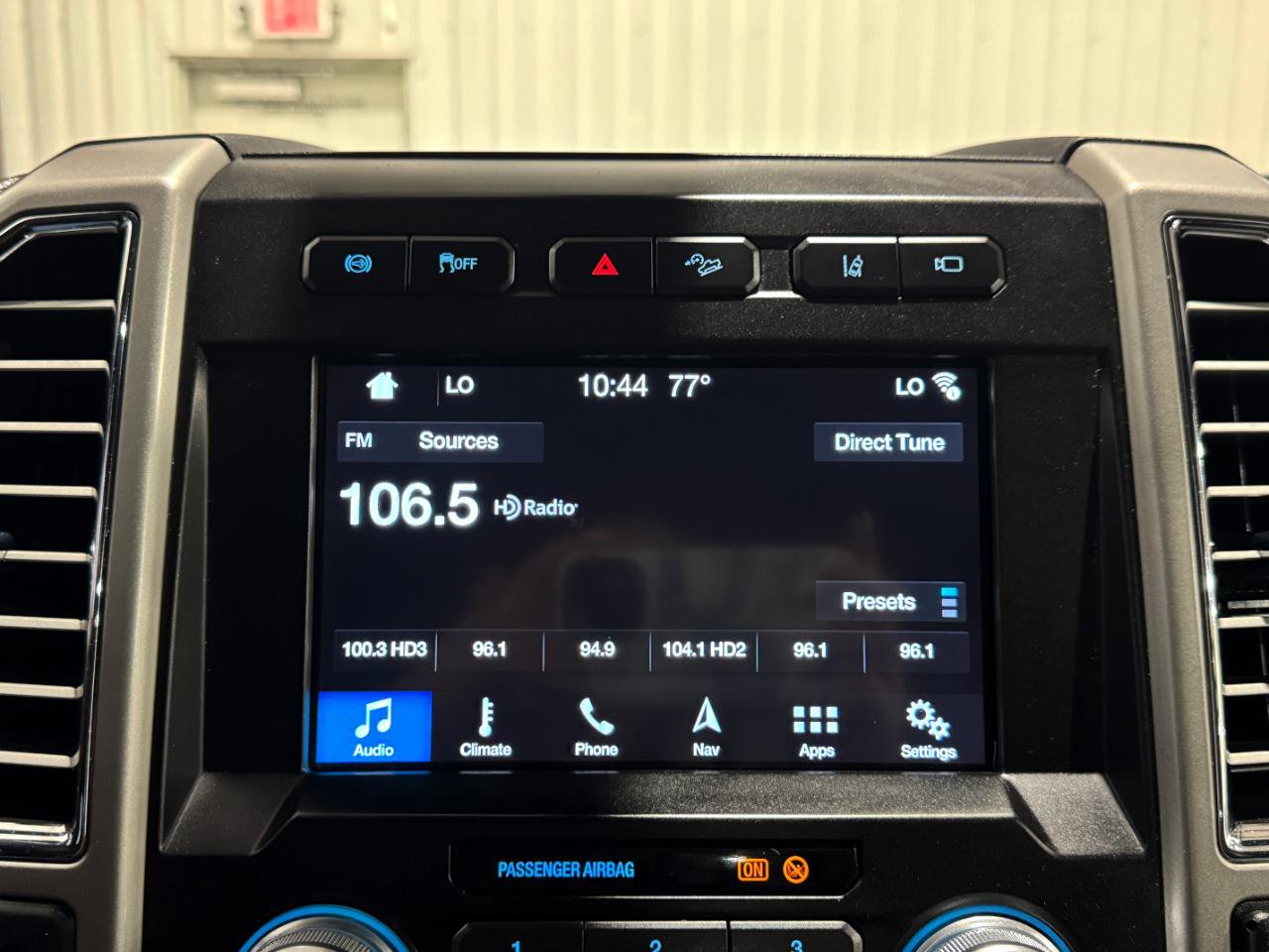 Used 2017 Ford F350 King Ranch w/ King Ranch Ultimate Package AWD/4WD image 38