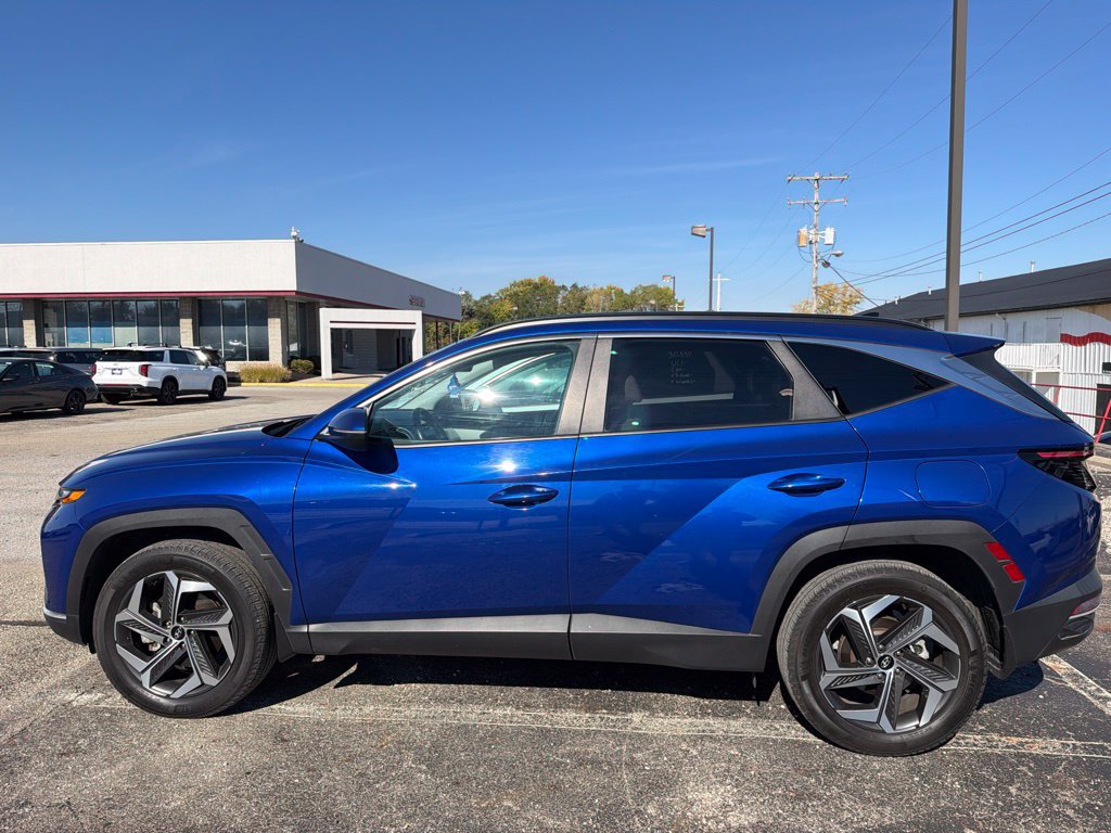 Used 2023 Hyundai Tucson SEL w/ Convenience Package AWD/4WD image 2
