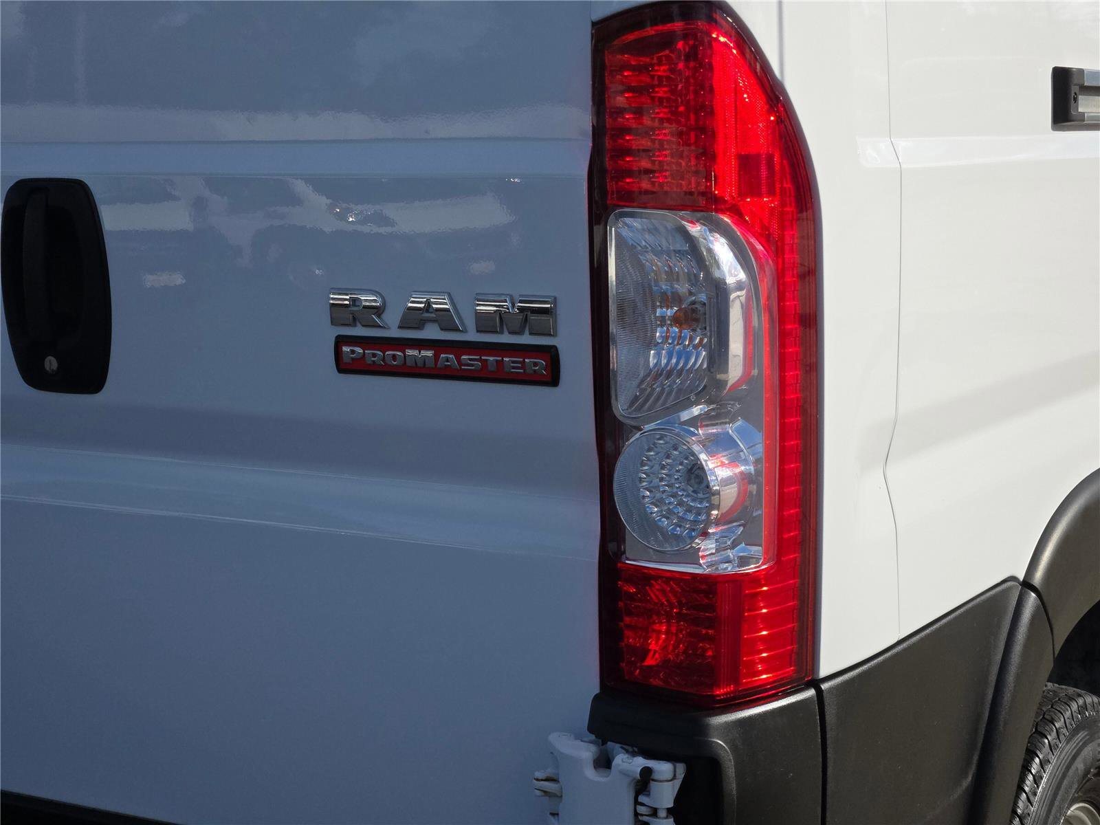 Used 2021 RAM ProMaster 2500 w/ Convenience Group image 15