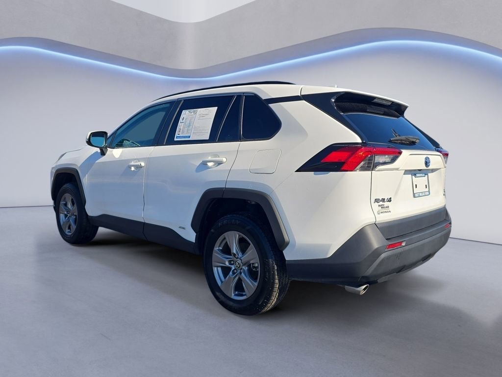 Used 2024 Toyota RAV4 XLE image 3