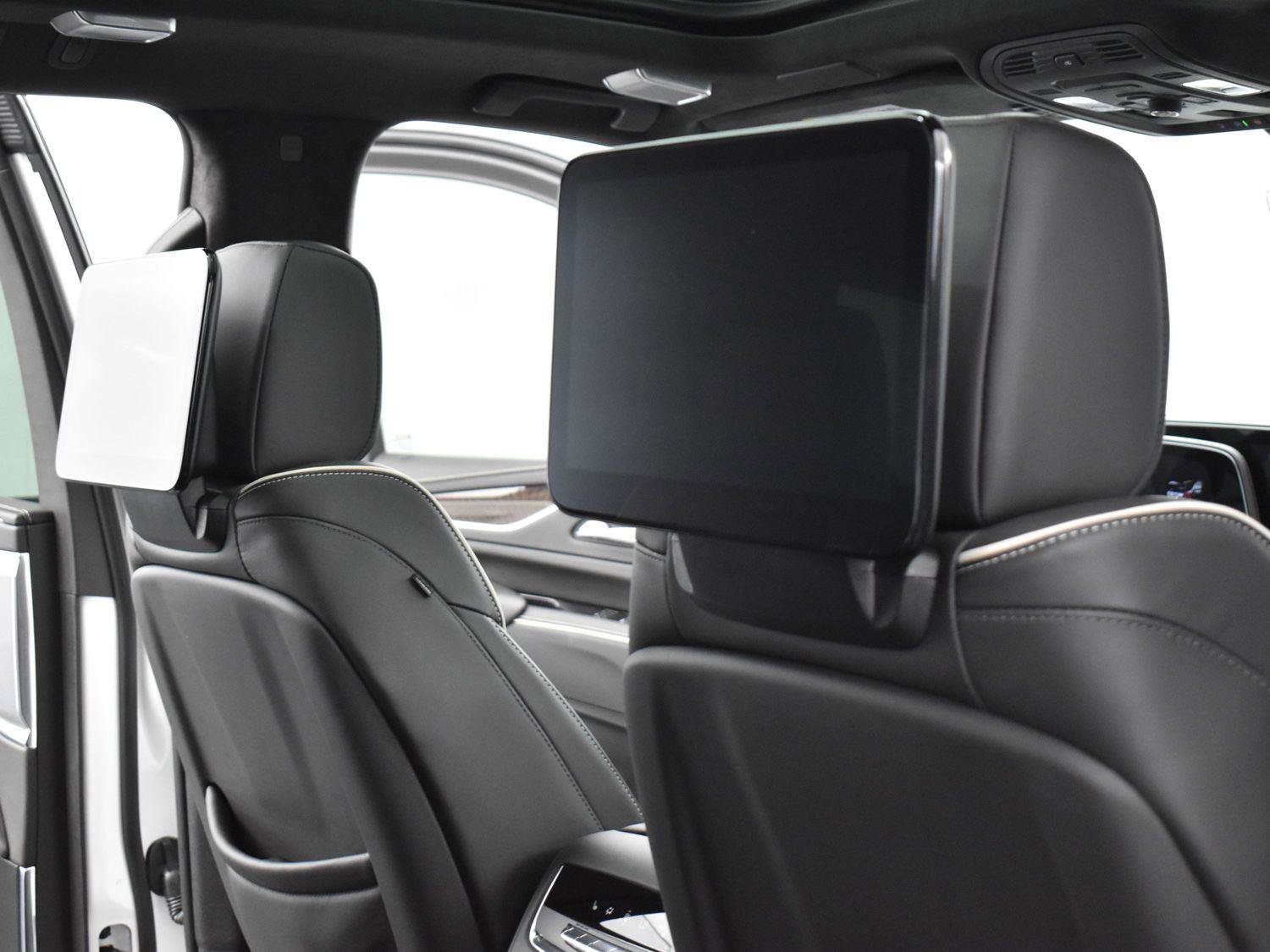 Used 2023 Cadillac Escalade Sport Platinum w/ LPO, ONYX Package AWD/4WD image 39