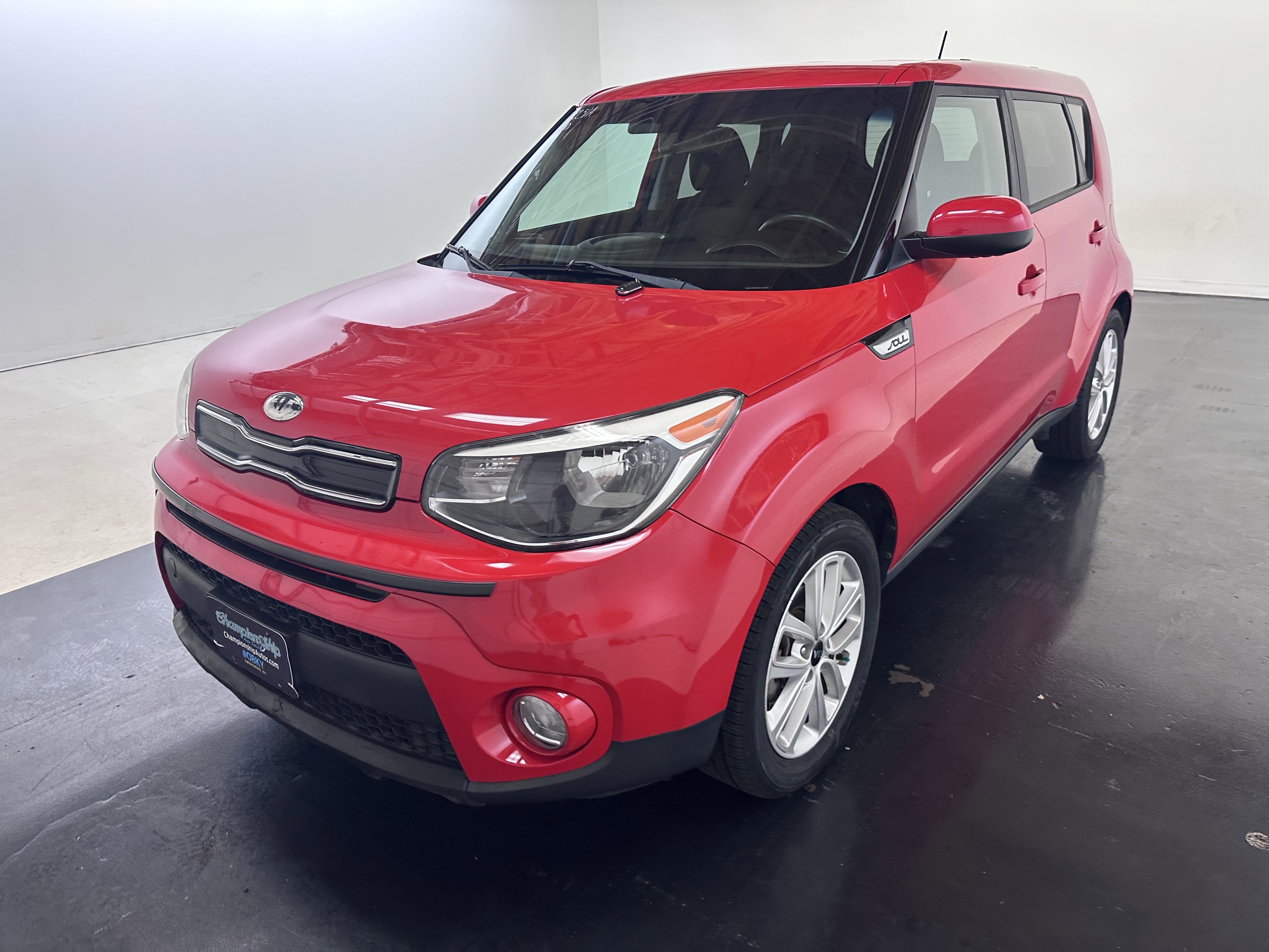 Used 2018 Kia Soul + image 7