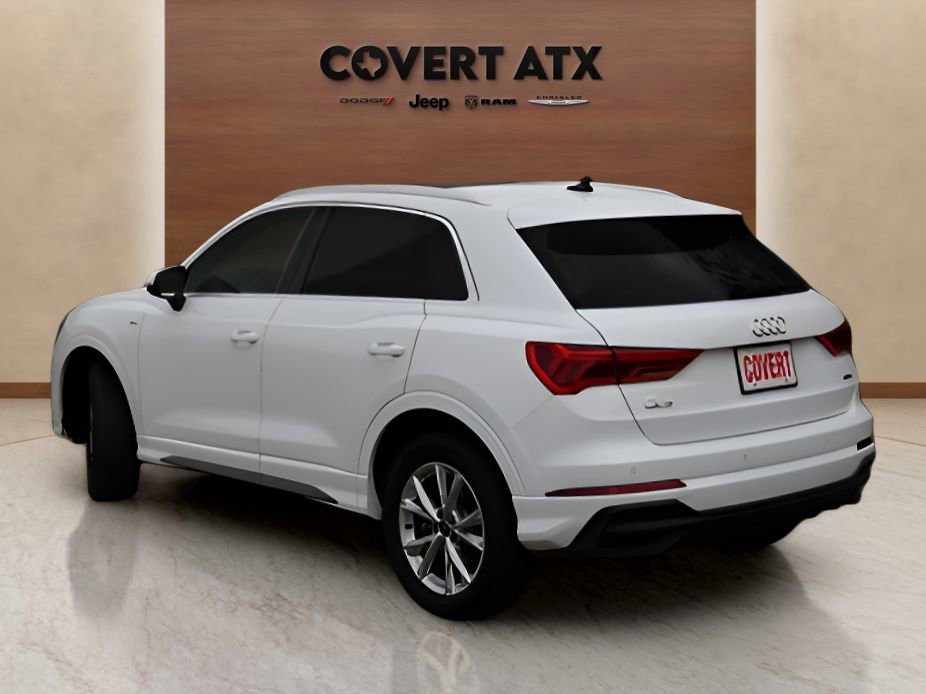 Used 2025 Audi Q3 2.0T Premium image 3