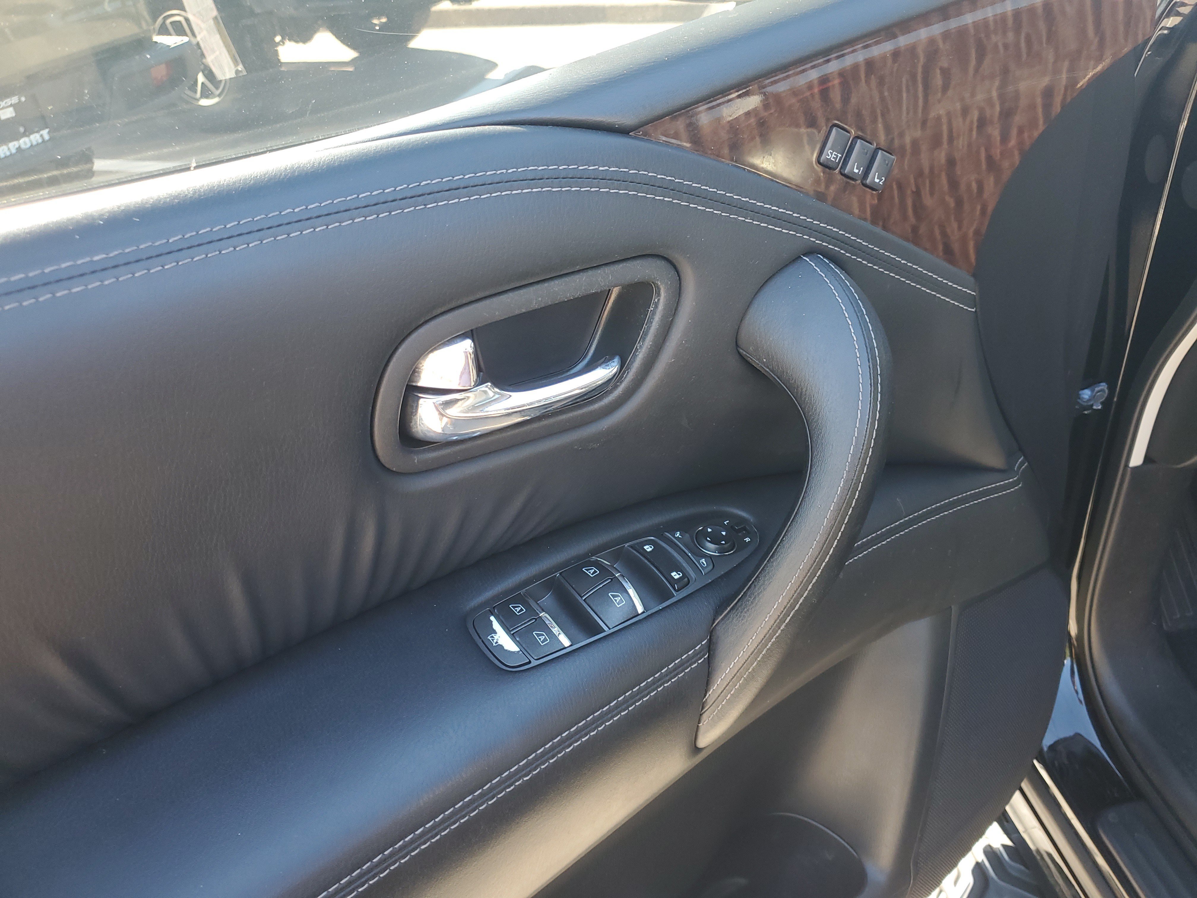 Used 2018 Nissan Armada SL w/ Premium Package RWD image 12